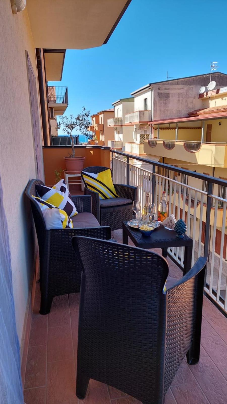 Appartement La Casa Sicula à Capri Leone Extérieur photo